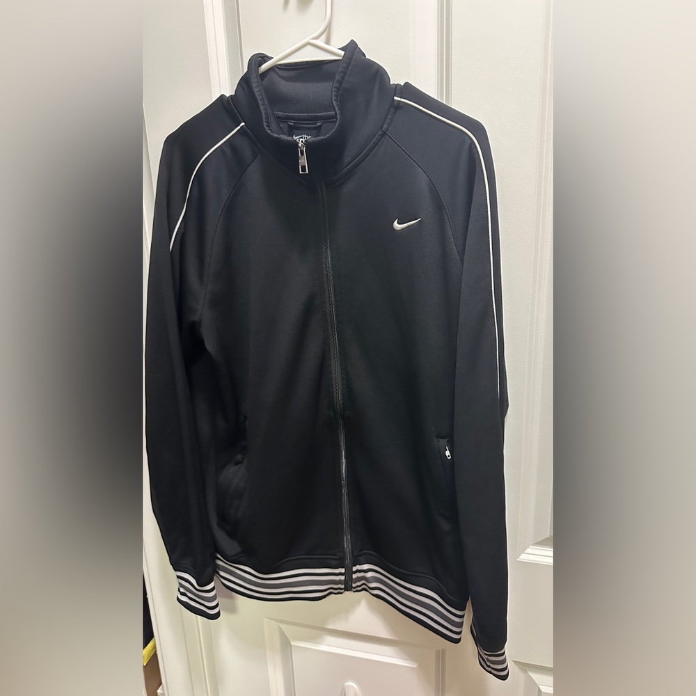NIKE athletic department zippered warm up jacket great cond. size m